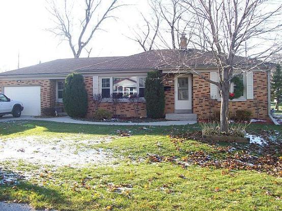 3659 S 53rd St., Greenfield, WI 53220