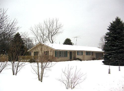 310 E Washington Ave., Cleveland, WI 53015