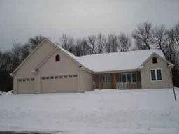 437 Yosemite Ave., Hartford, WI 53027
