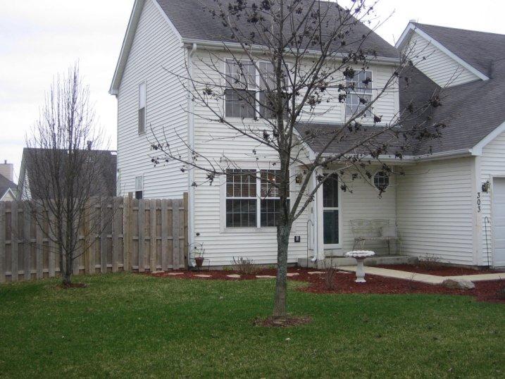 303 Carlton Ct, Genoa City, WI 53128