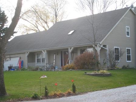 4639 S 110th St., Greenfield, WI 53228