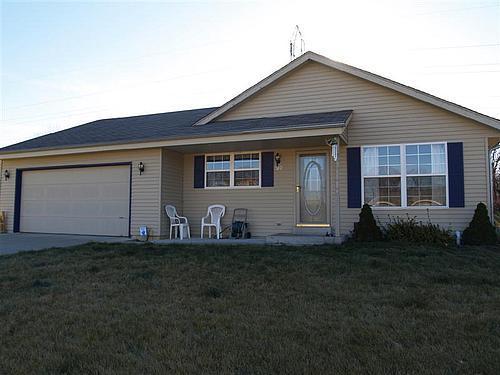 9125 S Patricia Blvd., Oak Creek, WI 53154