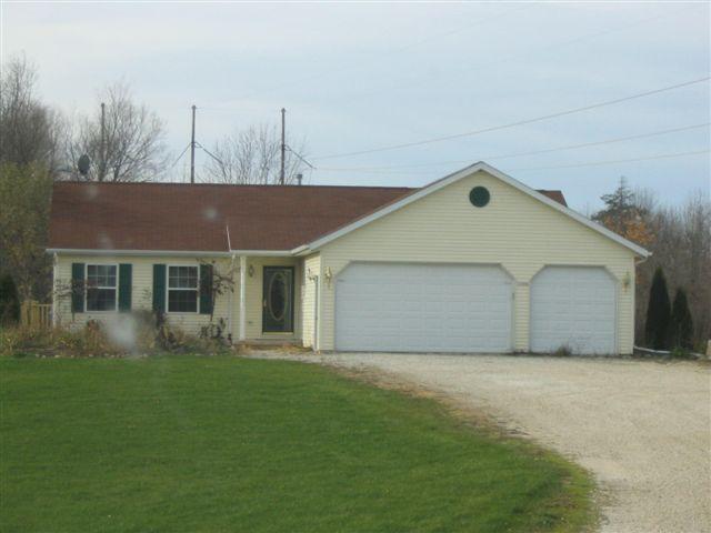 17440 Lakeview Dr., Cooperstown, WI 54227