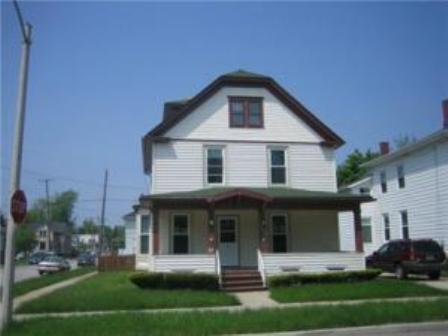 1656 Park Ave, Racine, WI 53403