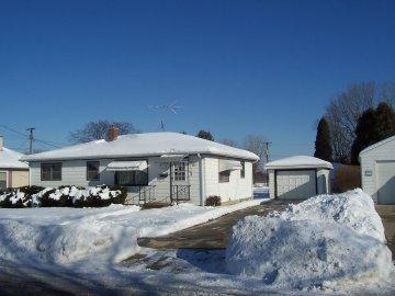 517 Pennsylvania Ave., West Bend, WI 53095