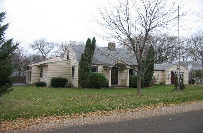 6313 244th Ave, Paddock Lake, WI 53168