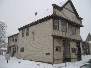 2521 S 6th St, Milwaukee, WI 53215