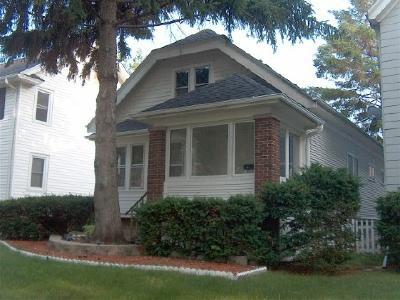 8425 Stickney Ave., Wauwatosa, WI 53226