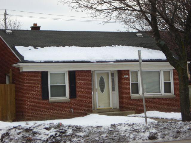 2831 W National Ave, Milwaukee, WI 53215