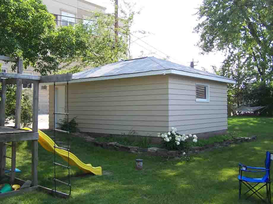 10921 W Harvard Ln., Wauwatosa, WI 53226