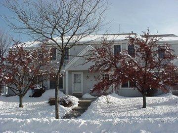 2003 Cliff-alex Ct. #B, Waukesha, WI 53189