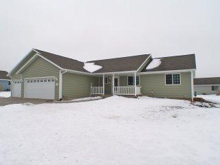 1914 Viking Ave., Holmen, WI 54636