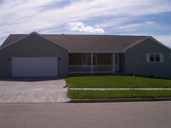 806 Silver Dr., Holmen, WI 54636