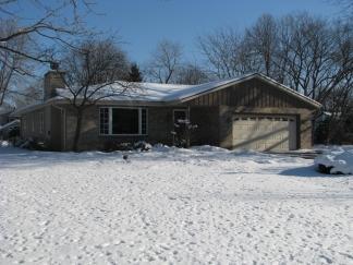 2690 Harmony Cir., Brookfield, WI 53045