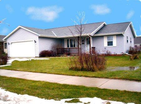 1307 Meridian Ave., West Bend, WI 53095