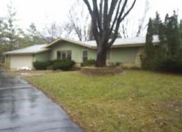 18560 Ridgewood  Ln., Brookfield, WI 53045