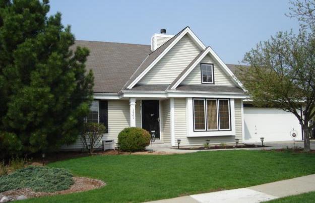 1961 Cliff-alex Ct., Waukesha, WI 53189