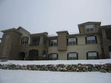 3053 W Drexel Ave #122, Franklin, WI 53132
