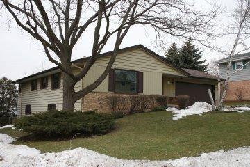 W167N9555 Cumberland Rd., Menomonee Falls, WI 53051