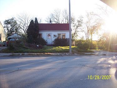 4424 N Hopkins St, Milwaukee, WI 53209