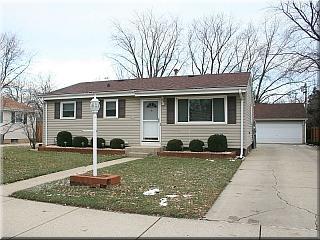 3143 Debra Ln., Racine, WI 53403