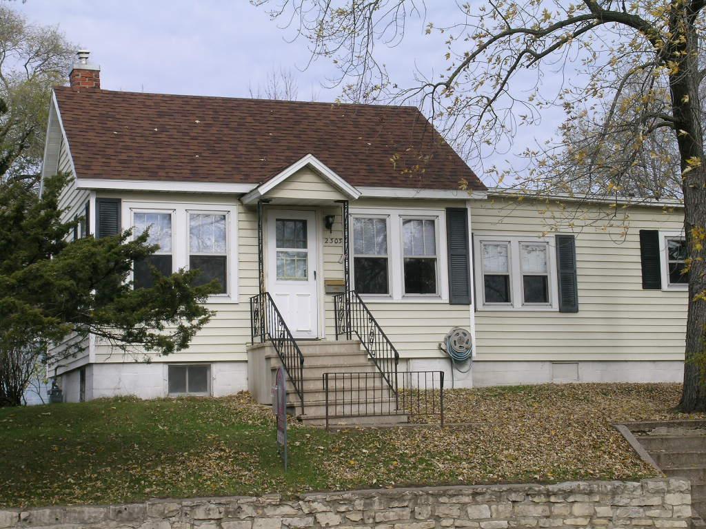 2303 Denton St., La Crosse, WI 54601