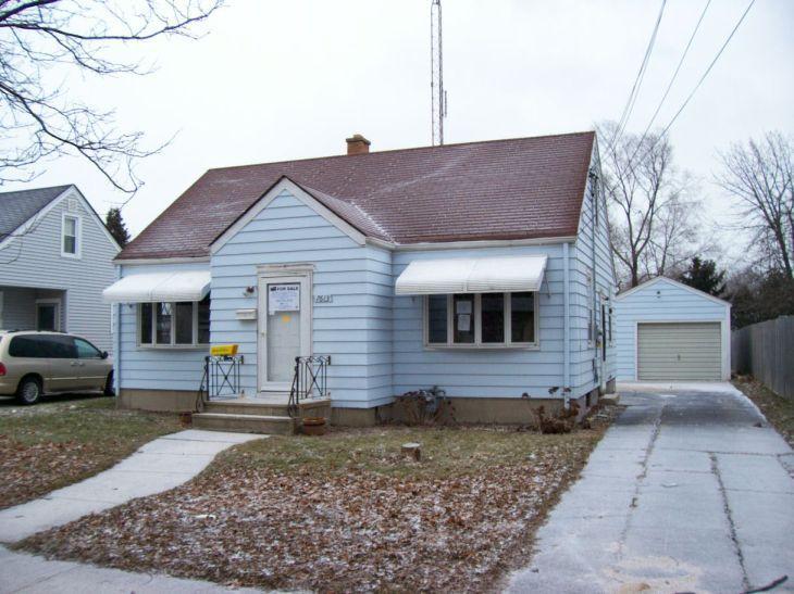 7613 30th Ave, Kenosha, WI 53142