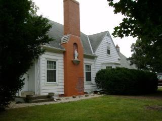 3123 W Grange Ave., Greenfield, WI 53221