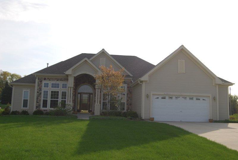 W155N6335 Horse Chestnut Ct., Menomonee Falls, WI 53051