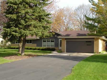 5776 W Glenbrook Rd, Brown Deer, WI 53223