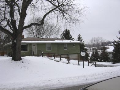 1435 S Ridgeway Rd., New Berlin, WI 53146