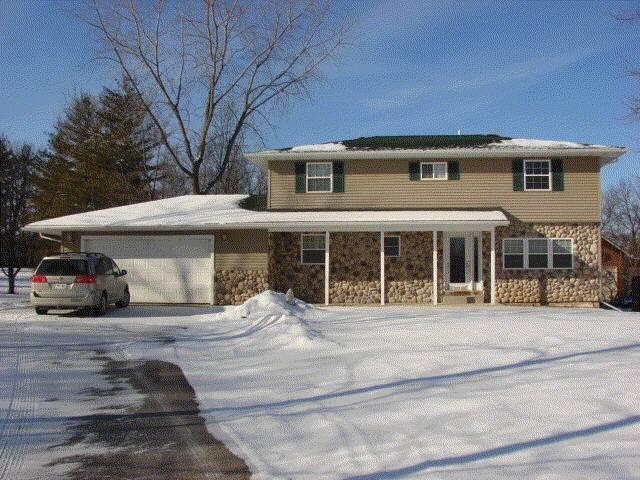 1029 S Main St., Saukville, WI 53080
