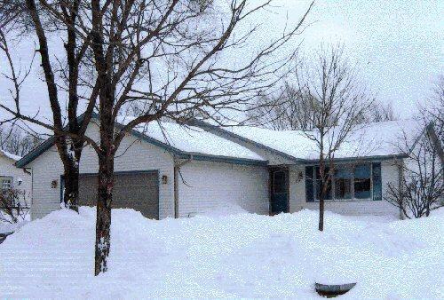 231 Rivera Dr., Waukesha, WI 53189