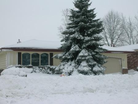 1517 E Drexel Blvd., South Milwaukee, WI 53172