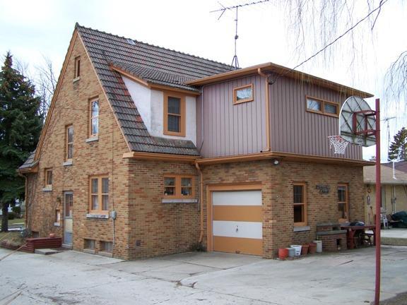 1122 Ashland, Sheboygan, WI 53081