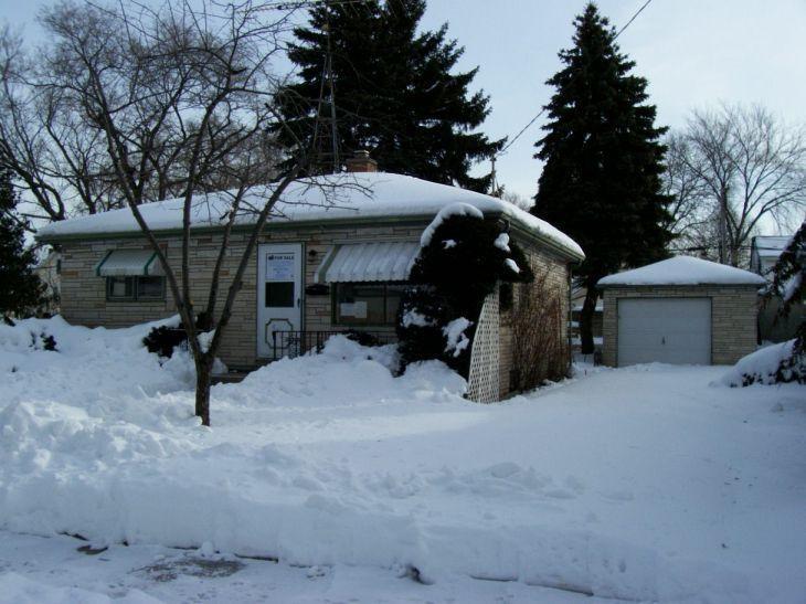 5907 35th Ave., Kenosha, WI 53144