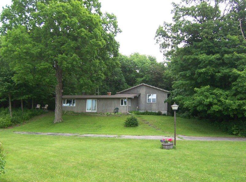 203 Forest View, Slinger, WI 53086