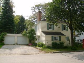 6315 Schoolway, Greendale, WI 53129