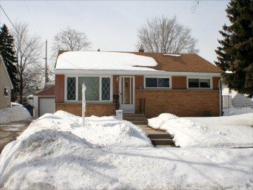 2809 S 66th St., Milwaukee, WI 53219