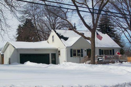 7025 S 20th St, Oak Creek, WI 53154