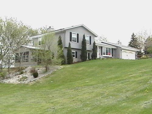 1848 East Dr, East Troy, WI 53120