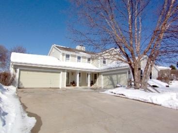 1232 E River Park, Mukwonago, WI 53149