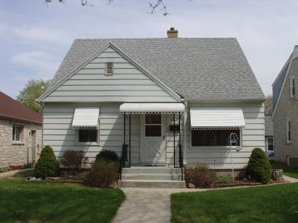 2972 S 38th St, Milwaukee, WI 53215