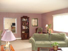 4434 N Oakland Ave #201, Shorewood, WI 53211