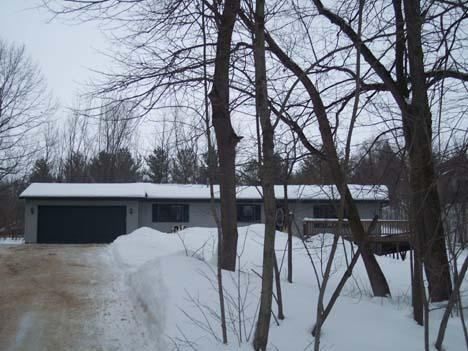 W6303 Karpathy Ln., Plymouth, WI 53073