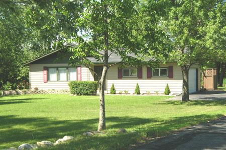13432 6 1/2 Mile Rd., Caledonia, WI 53108