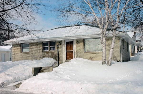 11606 W Gilbert Ave., Wauwatosa, WI 53226