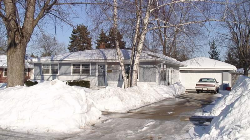 W170N8448 N Lloyd, Menomonee Falls, WI 53051