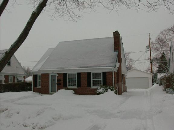 1212 Kingston Ave, Racine, WI 53402