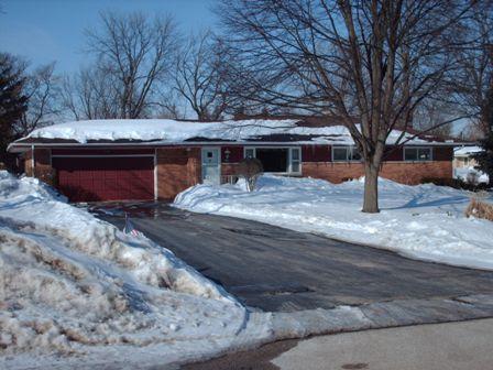 16060 Cumberland Tr., Brookfield, WI 53005